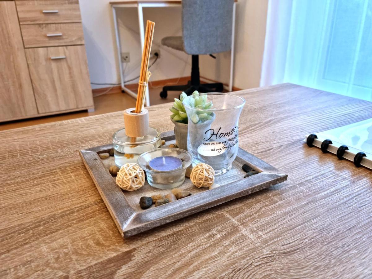 Brise Business Apartment Nahe Leipziger Messe - Porsche - Bmw - Dhl - Wlan - Parkplatz - Business Travelers Only מראה חיצוני תמונה